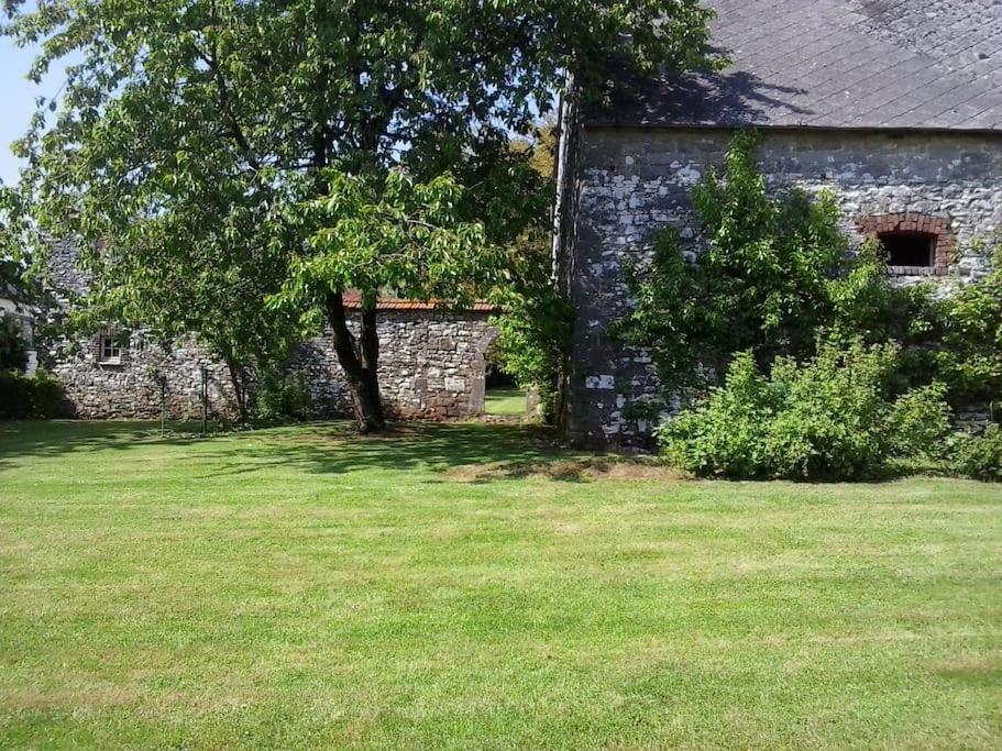 Gite La Grange D'Herbuchenne Dinant Eksteriør bilde